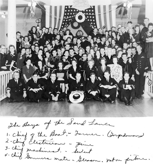 SS-381 Commissioning Crew